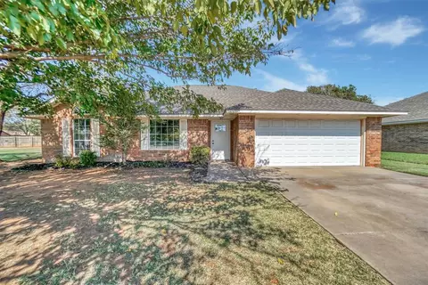 809 Hunter Ln, Sayre, OK 73662 photo 5