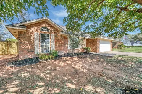809 Hunter Ln, Sayre, OK 73662 photo 6