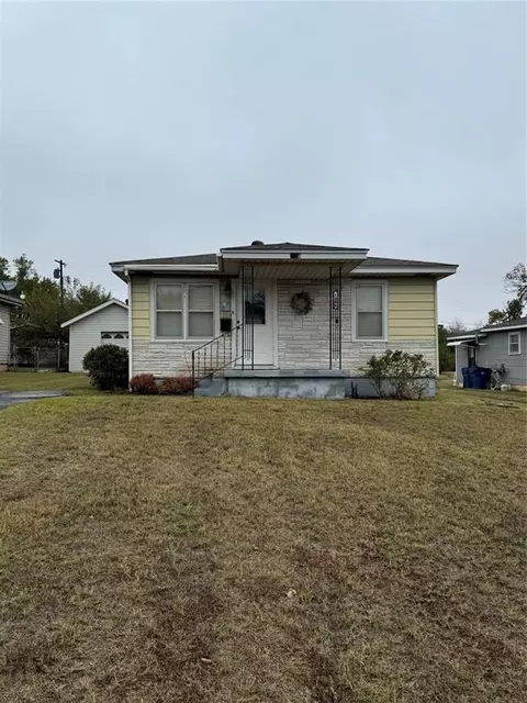 1406 W Washington Ave, Guthrie, OK 73044