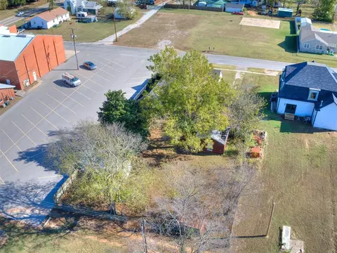 121 S 8th St, Mcloud, OK 74851 photo 42