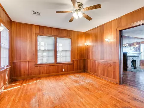 121 S 8th St, Mcloud, OK 74851 photo 4