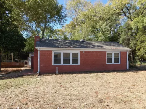 1377 State Highway 19 Hwy, Chickasha, OK 73018