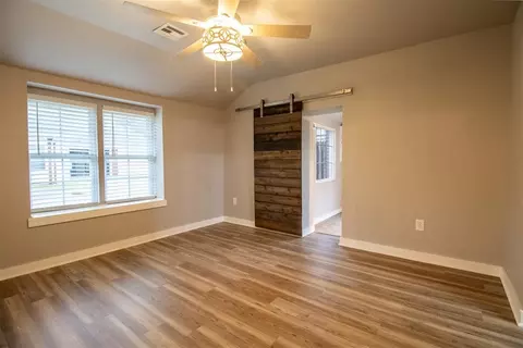 7 E Oak, Tuttle, OK 73089 photo 16