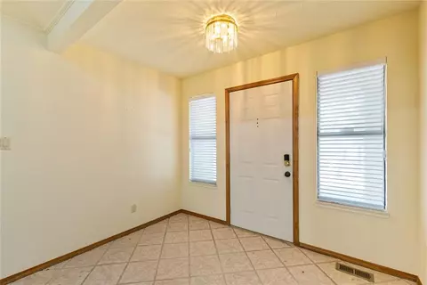 206 S Morrison Dr, Ada, OK 74820 photo 5