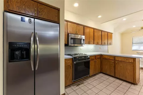 206 S Morrison Dr, Ada, OK 74820 photo 9