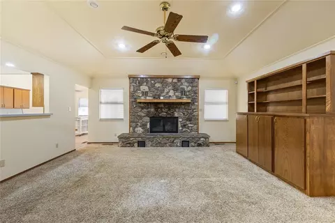 206 S Morrison Dr, Ada, OK 74820 photo 6