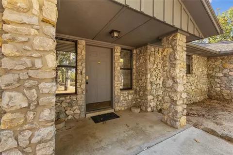 206 S Morrison Dr, Ada, OK 74820 photo 4