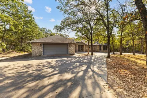 206 S Morrison Dr, Ada, OK 74820 photo 2