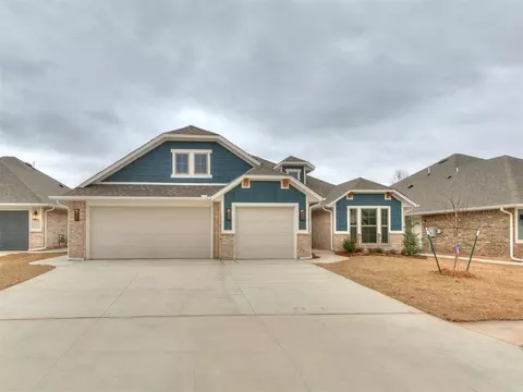11824 Corie Nicole Ln, Yukon, OK 73099
