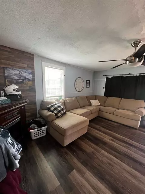 402 E Grant Ave, Guthrie, OK 73044 photo 5