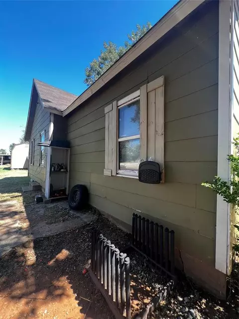 402 E Grant Ave, Guthrie, OK 73044 photo 21
