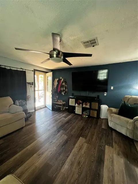 402 E Grant Ave, Guthrie, OK 73044 photo 6