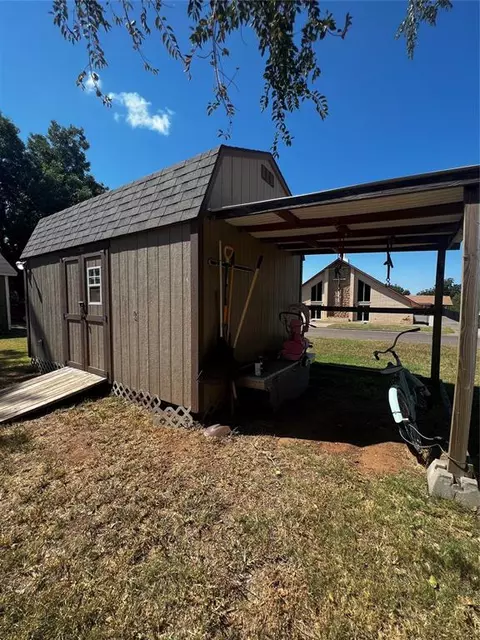 402 E Grant Ave, Guthrie, OK 73044 photo 26