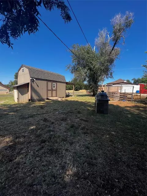 402 E Grant Ave, Guthrie, OK 73044 photo 25