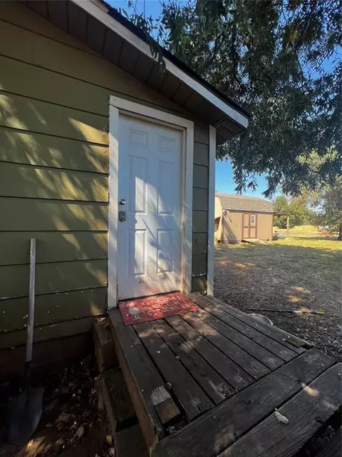 402 E Grant Ave, Guthrie, OK 73044 photo 22