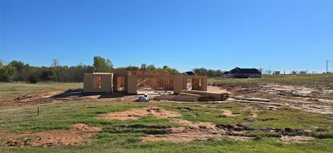 2445 Raven Cir, Blanchard, OK 73010