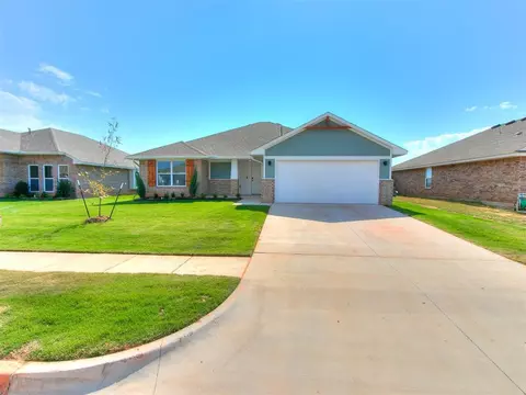 3912 Lynford Ln, Norman, OK 73026