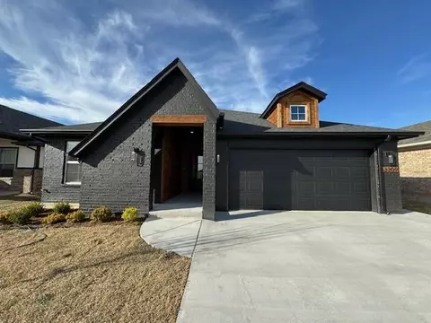 13309 SW 5th St, Yukon, OK 73099