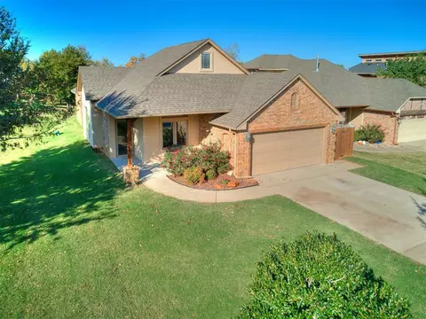 12113 Crystal Gardens Pl, Oklahoma City, OK 73170