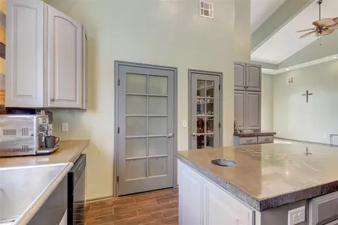15751 E Coffee Creek Rd, Luther, OK 73054 photo 14
