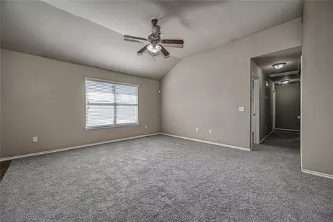 19621 Rondo Dr, Edmond, OK 73012