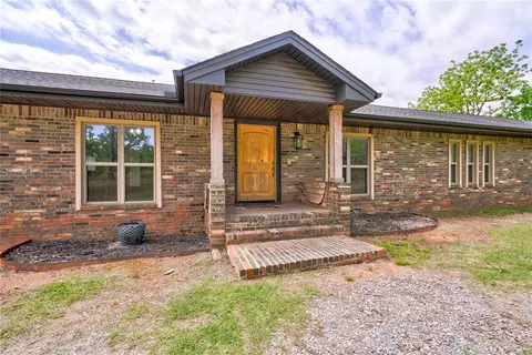 13800 E Maguire Rd, Noble, OK 73068