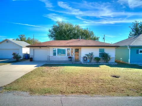 1515 S Dille Ave, El Reno, OK 73036