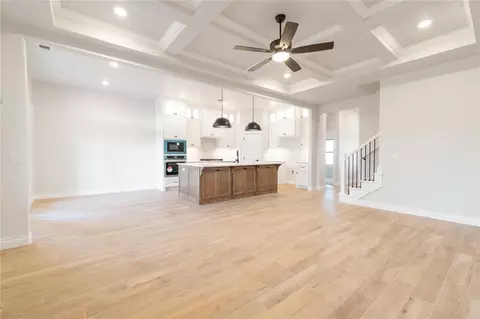 8309 Mountain Oak Dr, Edmond, OK 73034