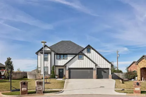 6412 NW 164th Cir, Edmond, OK 73013