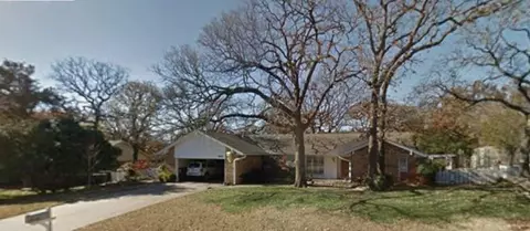 3605 Chickasaw Dr, Edmond, OK 73013
