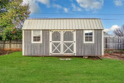 321 N 11th St, Thomas, OK 73669 photo 21