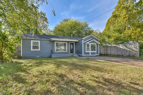 6502 NW 32nd St, Bethany, OK 73008
