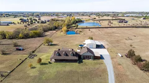 10015 Southern Creek Dr, Oklahoma City, OK 73165