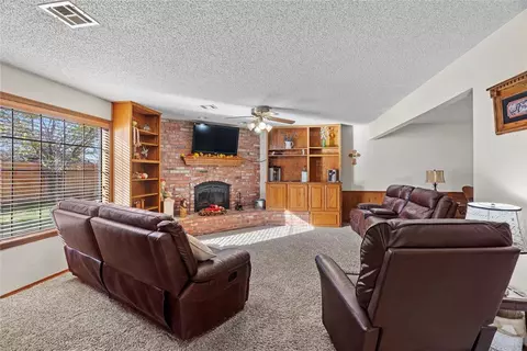 542 Sunset Dr, Watonga, OK 73772 photo 9