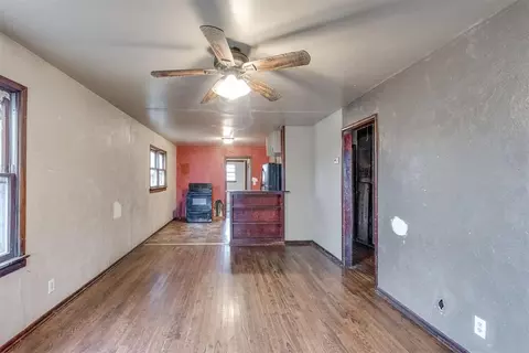 2547 E Lindsey St, Norman, OK 73071 photo 7