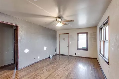 2547 E Lindsey St, Norman, OK 73071 photo 9