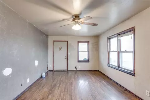 2547 E Lindsey St, Norman, OK 73071 photo 10