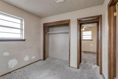 2547 E Lindsey St, Norman, OK 73071 photo 22