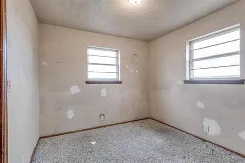 2547 E Lindsey St, Norman, OK 73071 photo 21