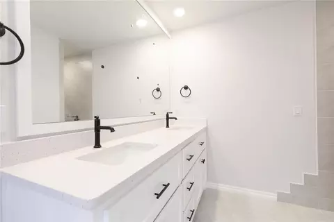 3009 Crossover Ct, Moore, OK 73160 photo 10