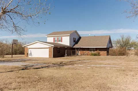 4911 NW Hall Rd, Piedmont, OK 73078