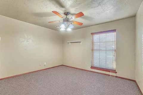 908 Cambridge Dr, Altus, OK 73521 photo 25