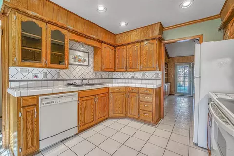 908 Cambridge Dr, Altus, OK 73521 photo 14