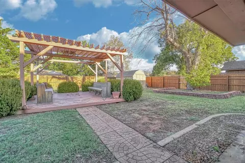 908 Cambridge Dr, Altus, OK 73521 photo 36