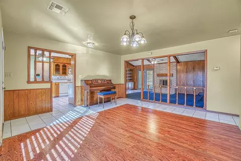 908 Cambridge Dr, Altus, OK 73521 photo 7