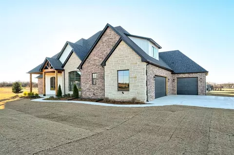 2960 Upper Abby Ct, Blanchard, OK 73010