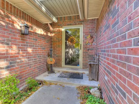 501 Baker St, Norman, OK 73072 photo 3