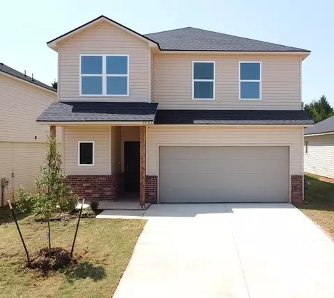 1307 Colt Dr, Guthrie, OK 73044