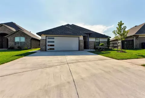 3612 Sardis Ct Cir, Yukon, OK 73099