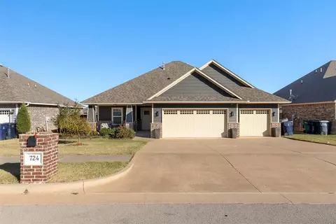 724 Redvine Rd, Yukon, OK 73099